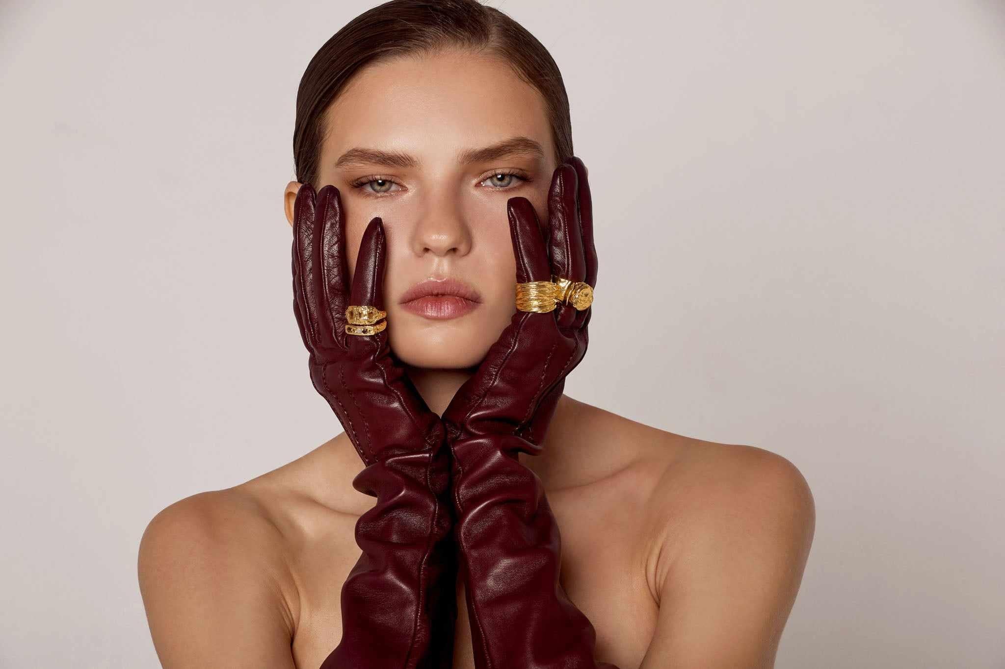 Arc gold statement ring - Image 3