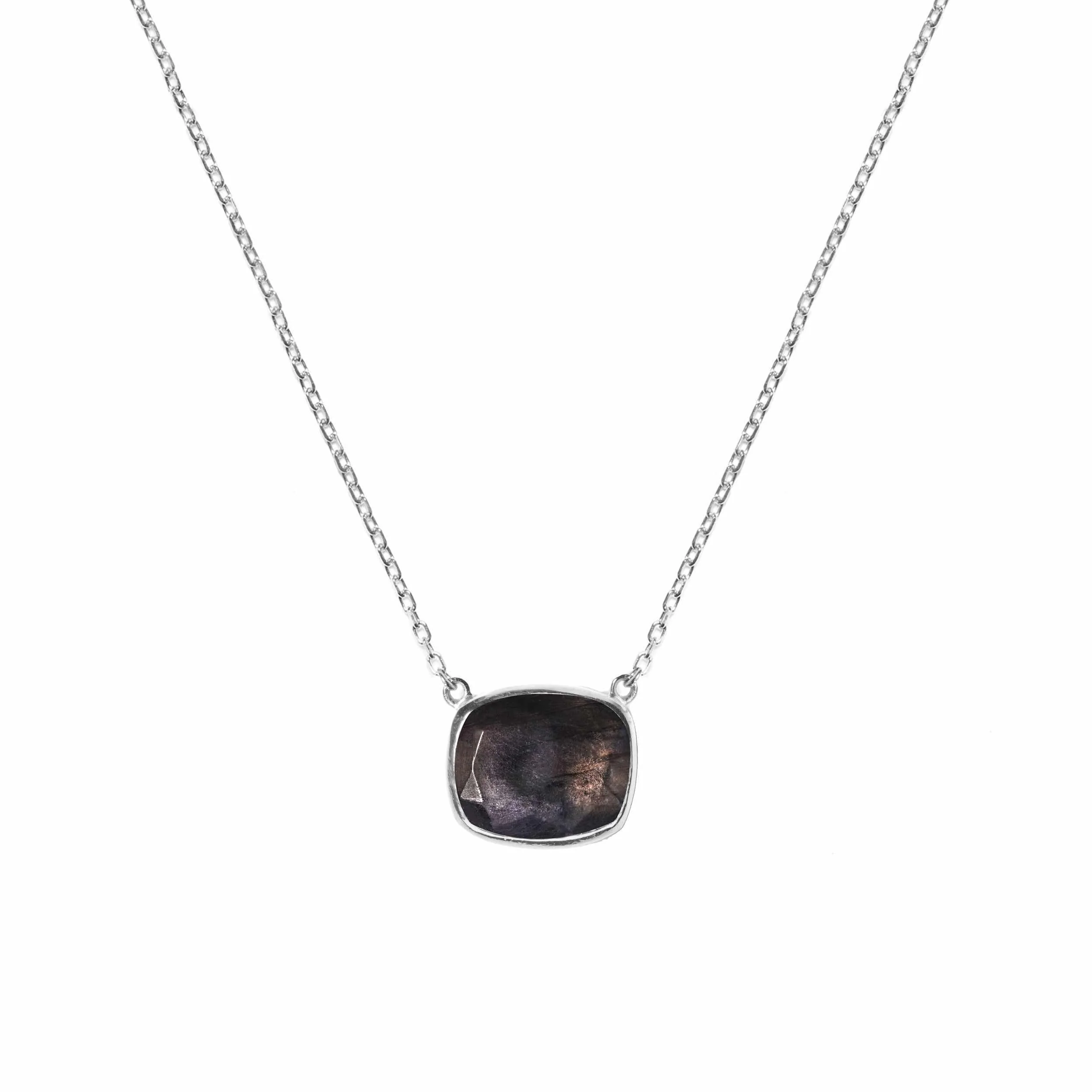 Valent semi-precious stone pendant - Image 4